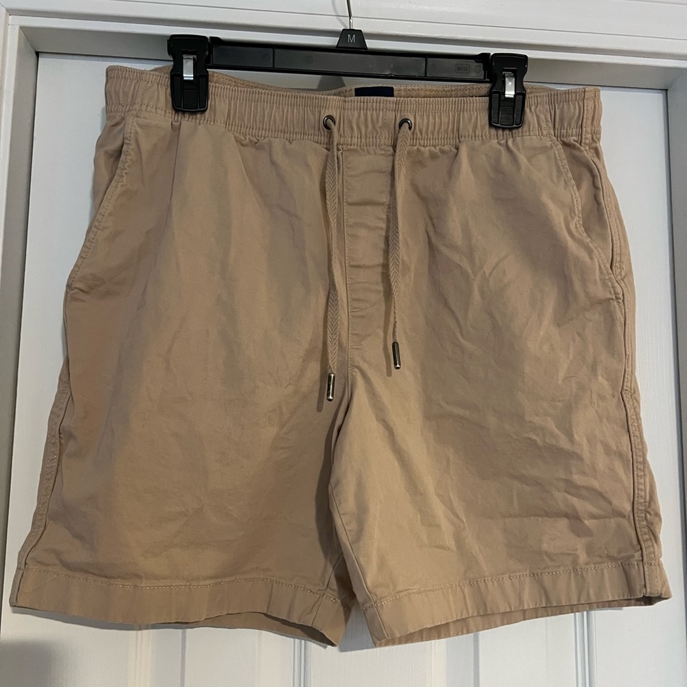GAP Tan shorts